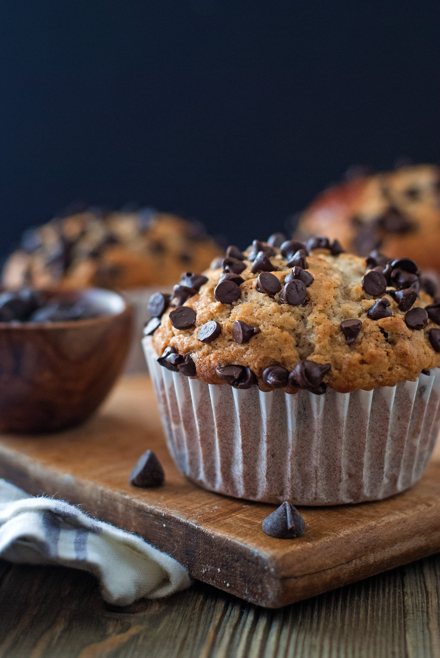 Bakery Style Chocolate Chip Muffins – Cookies for England