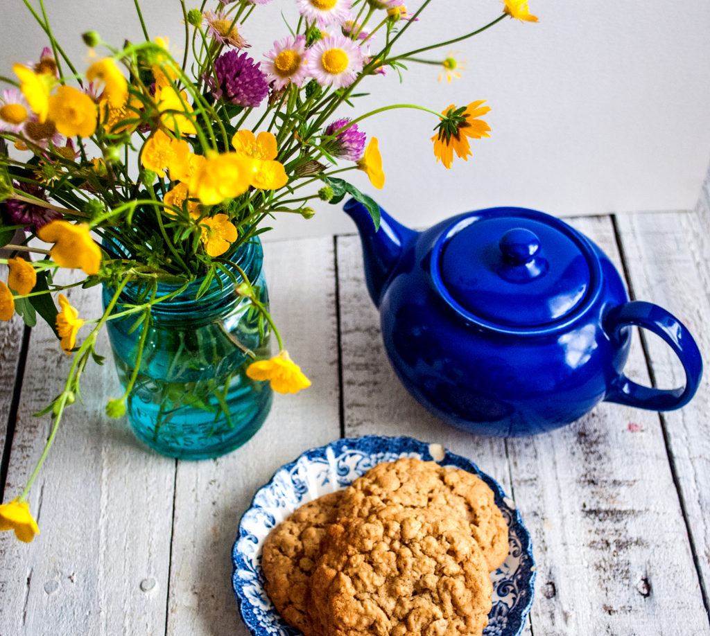 Soft Chocolate Chip Oatmeal Cookies