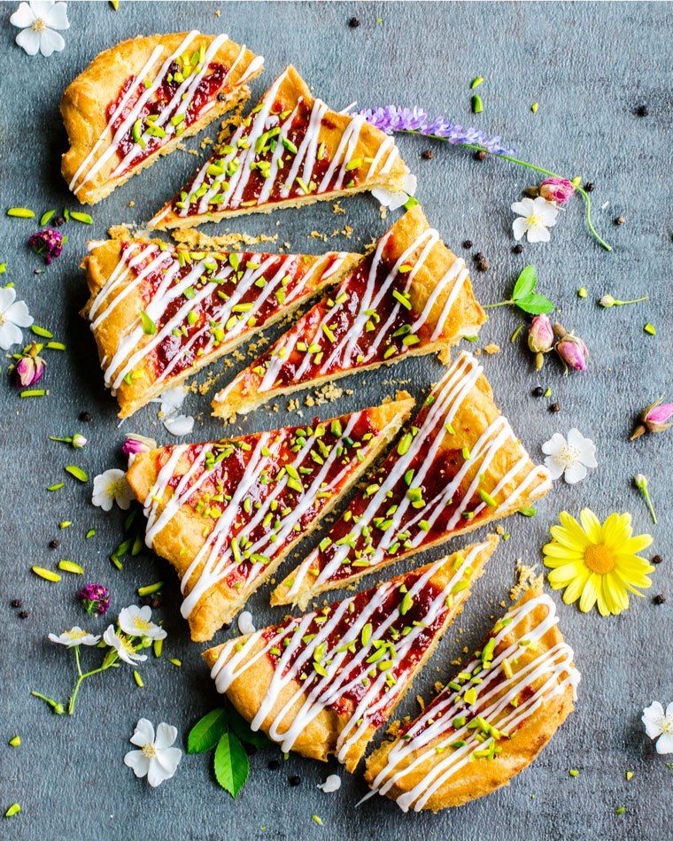 Suchi Modi Black Pepper Rose Puff Loaf