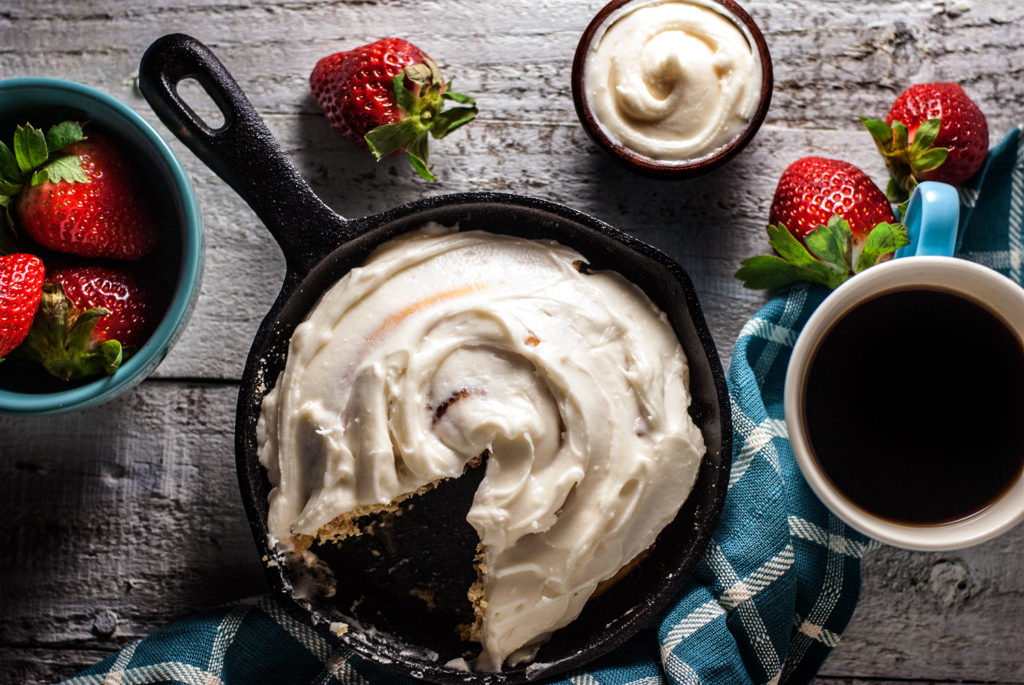 Giant Skillet Cinnamon Roll