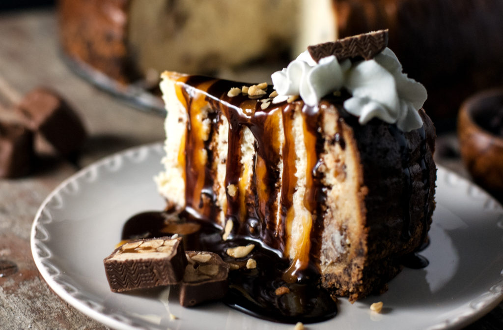 Snickers Cheesecake