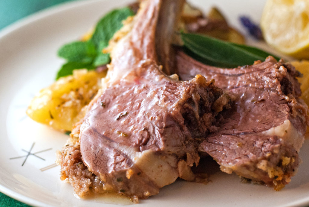 Garlic Roasted Rack of Lamb