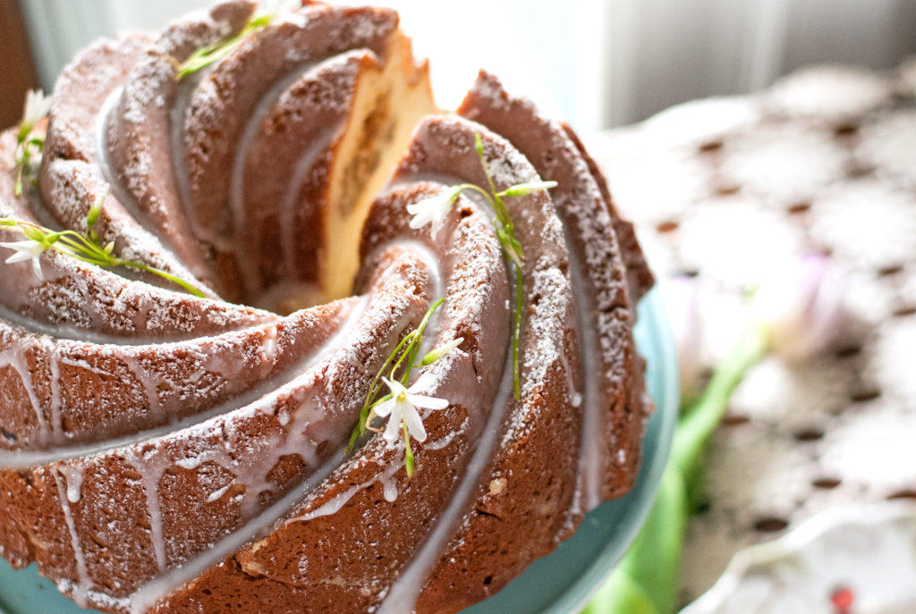 Cinnamon Roll Pound Cake