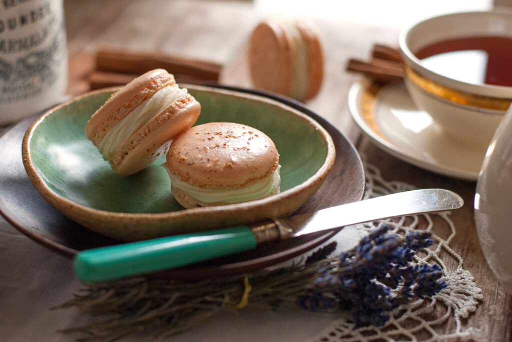 Caramel Apple Pie French Macarons